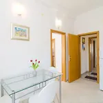 Appartement & Bari I - With Balcony And Garden View Second Floor -apt 13